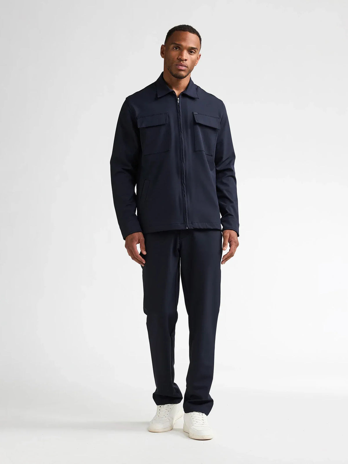PANTALONI CHINO UOMO IN TWILL DI COTONE ELASTICIZZATO PETROL INDUSTRIES – ROYAL NAVY/ BLU NOTTE