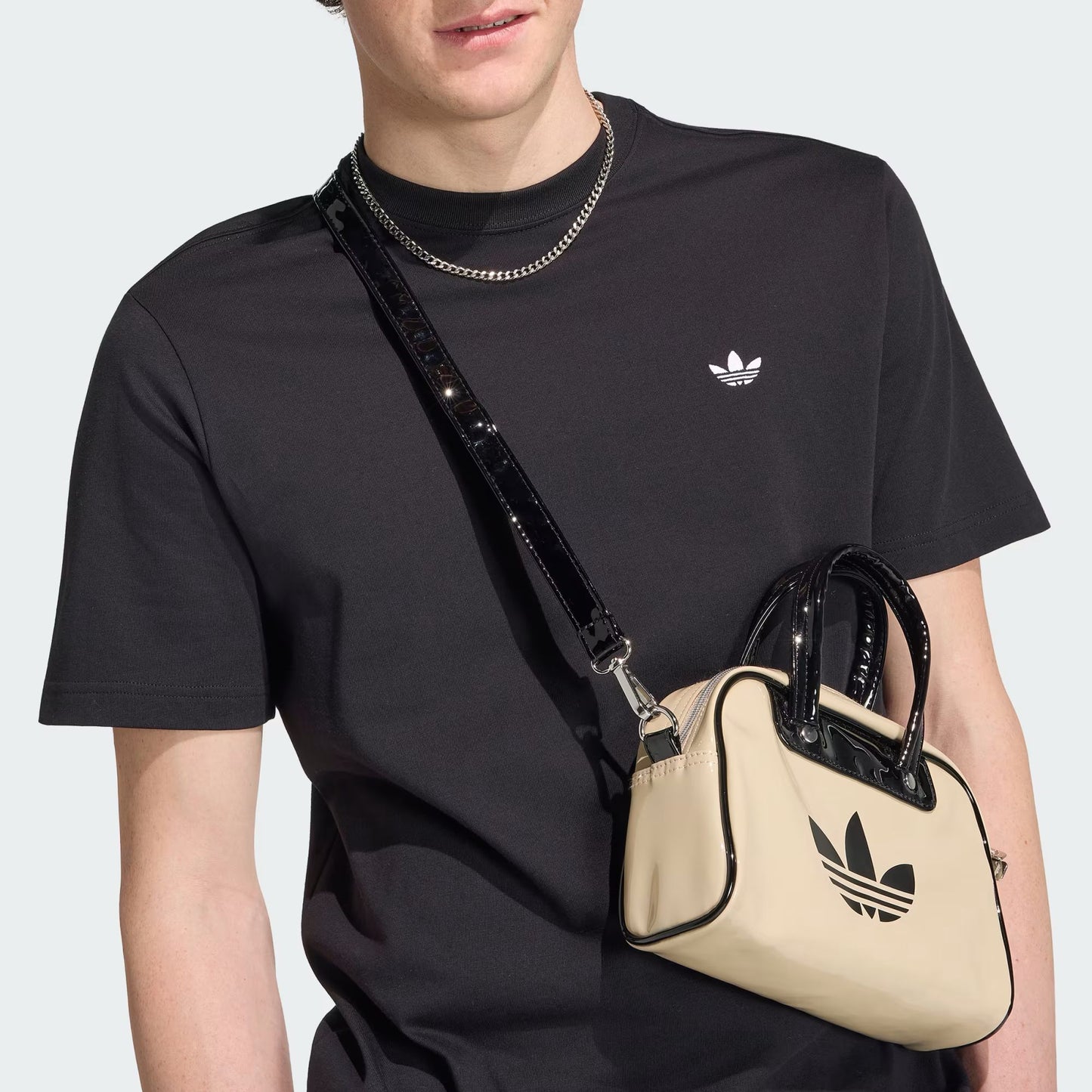 T-SHIRT TREFOIL ESSENTIALS