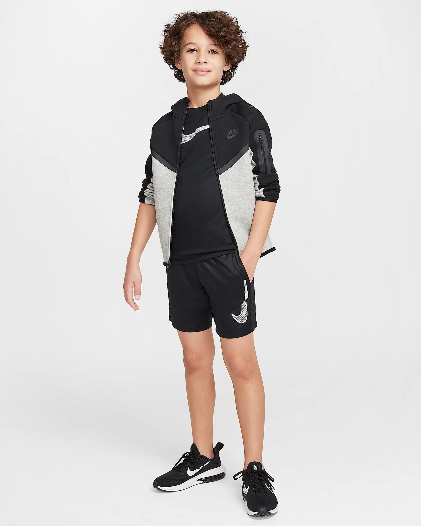 SHORT KIDS DRI-FIT TROPHY23