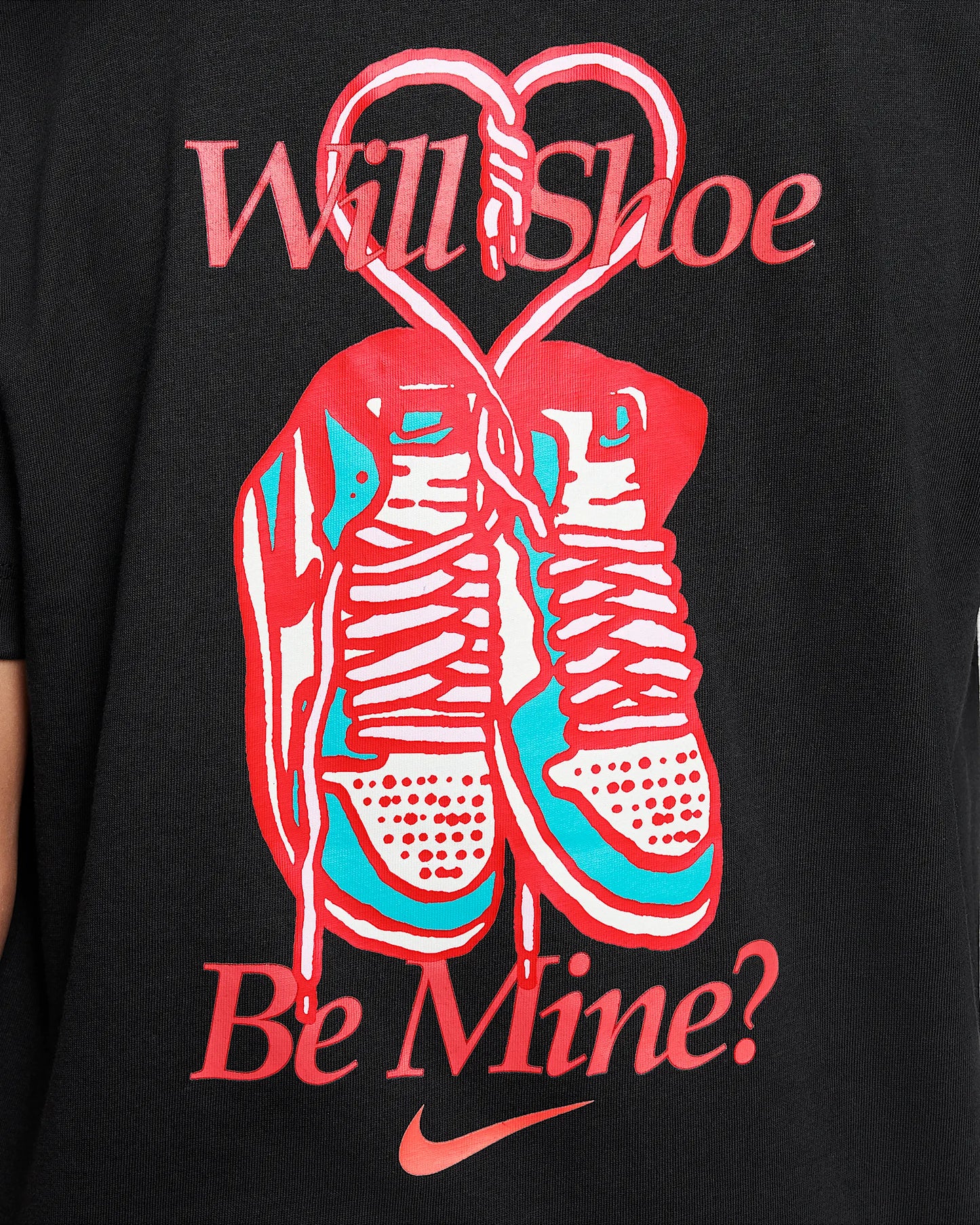 T-SHIRT GIRLS LOVE SHOES GRAPHIC