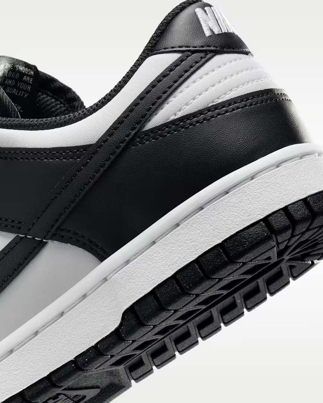 SCARPE DUNK LOW NEXT NATURE