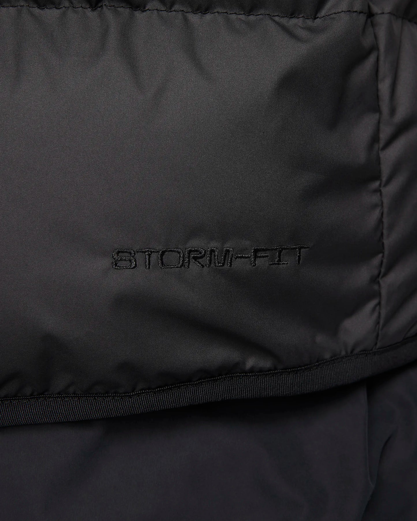 SMANICATO STORM-FIT WINDRUNNER