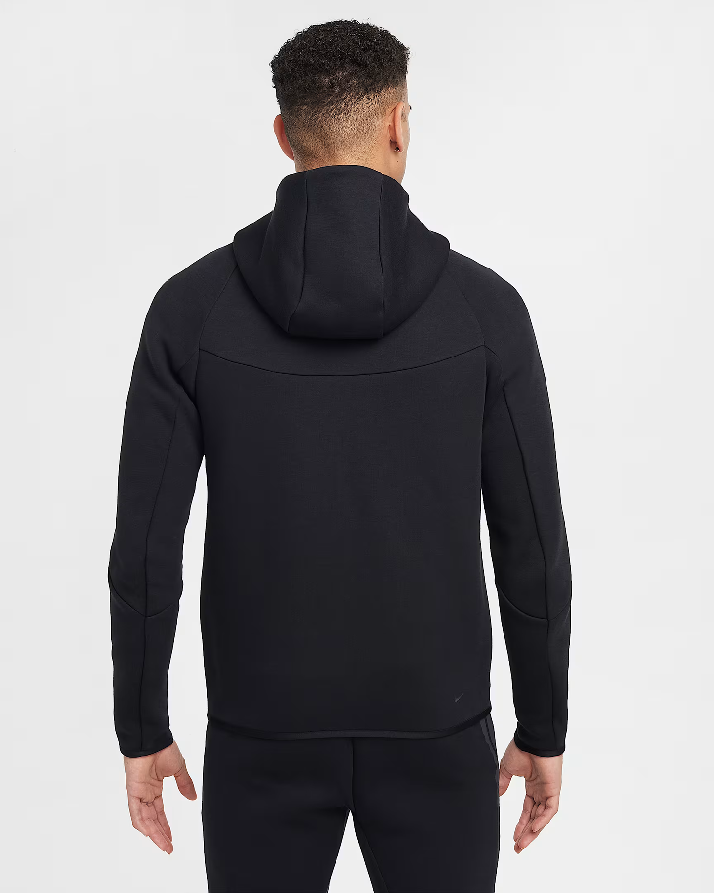 GIACCA TECH WINDRUNNER