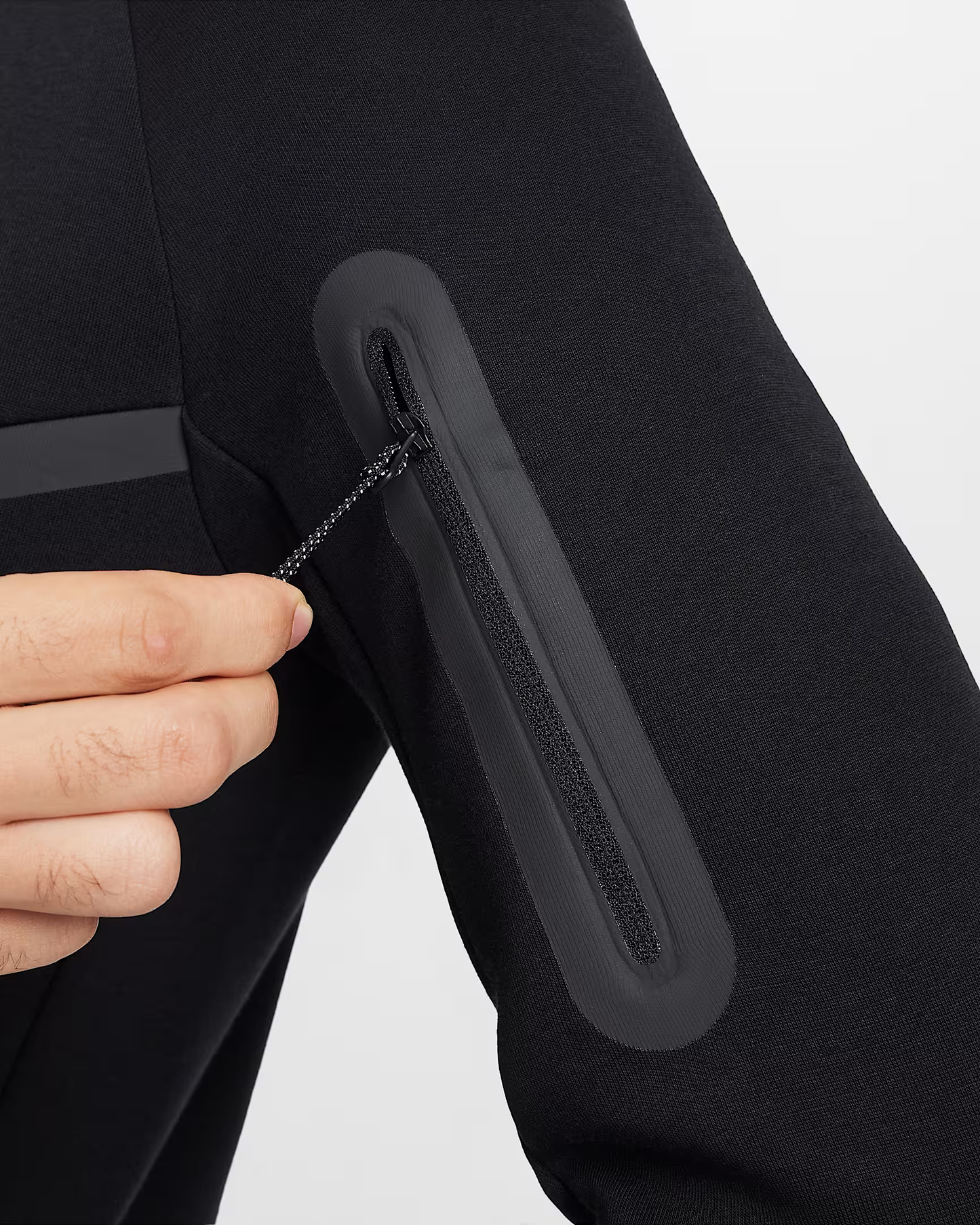 GIACCA TECH WINDRUNNER