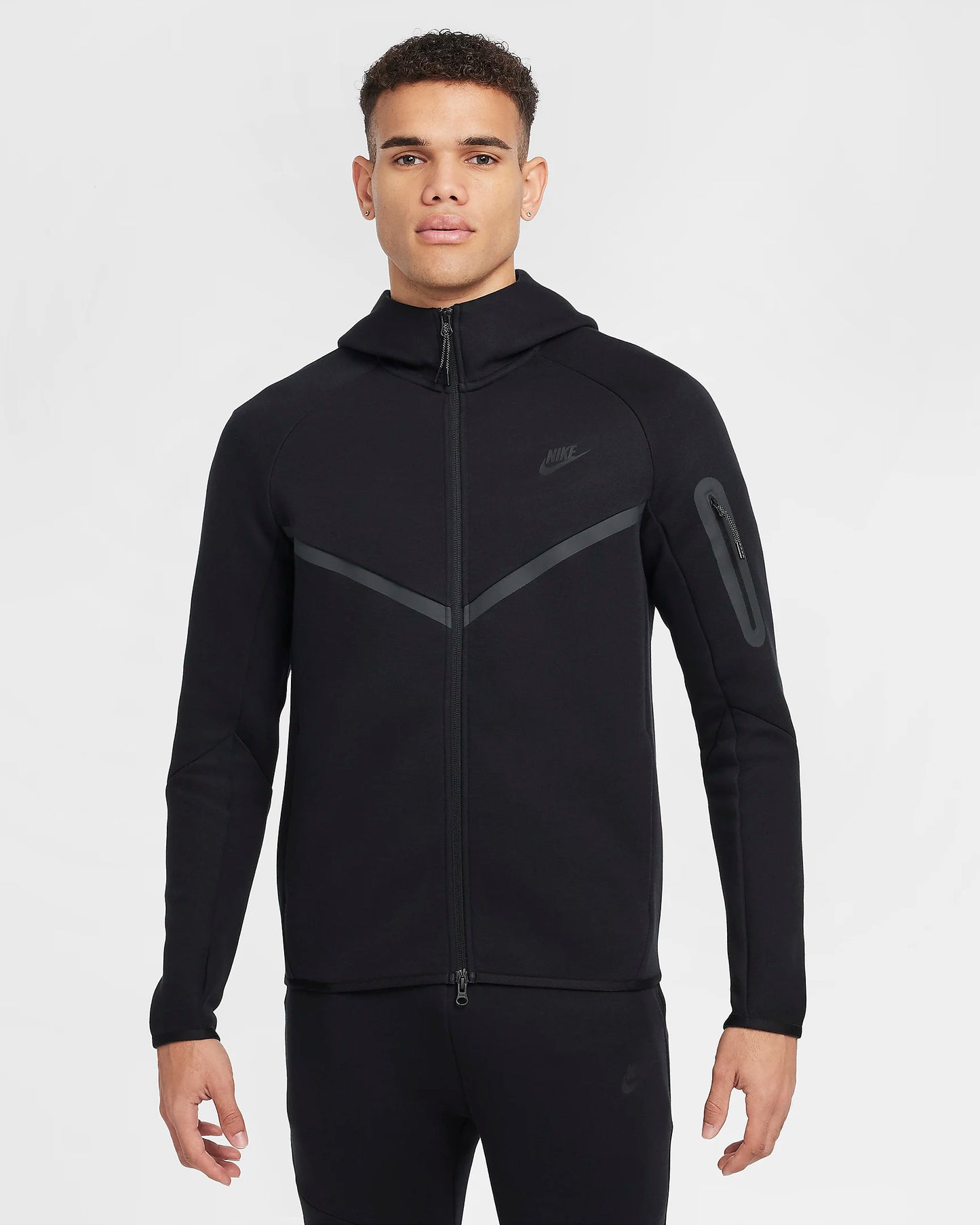 GIACCA TECH WINDRUNNER