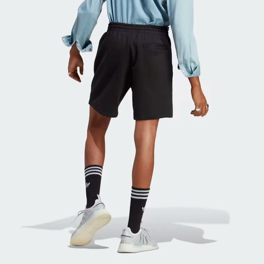 SHORT PREMIUM ESSENTIALS