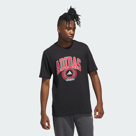 T-SHIRT VARCITY CREST GRAPHIC