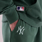 PANTALONI UOMO NEW ERA NEW YORK YANKEES ESSENTIAL FLEECE – VERDE SCURO