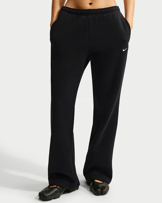 PANTALONI DONNA NIKE STUDIO FLEECE BORDO APERTO – NERO