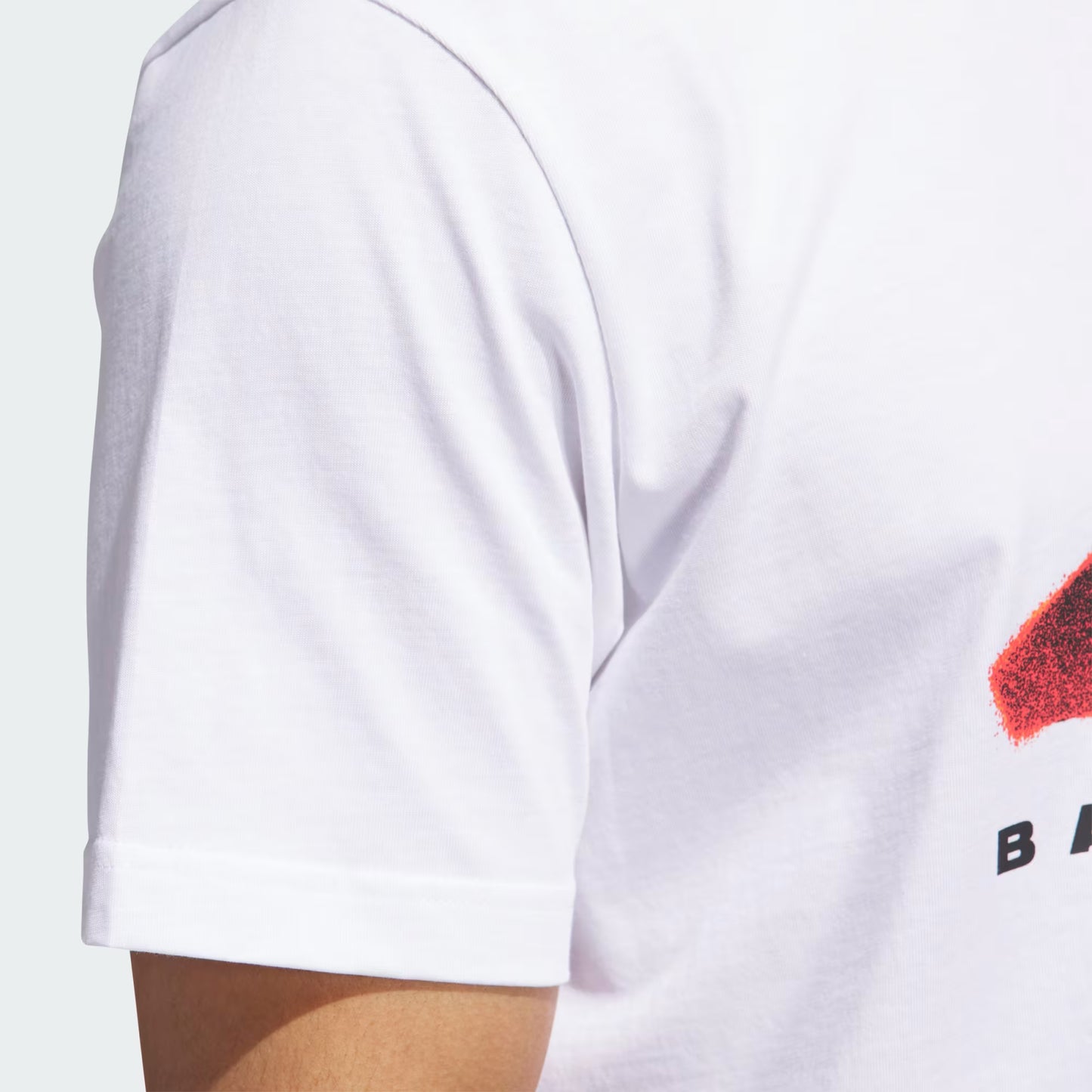 T-SHIRT BASKETBALL GRAPHIC