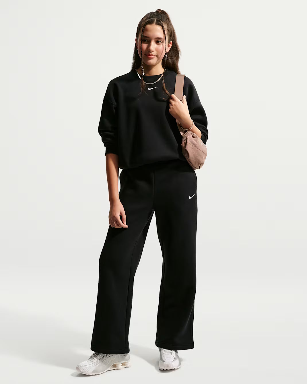PANTALONI RAGAZZA NIKE STUDIO FLEECE BAGGY – NERO