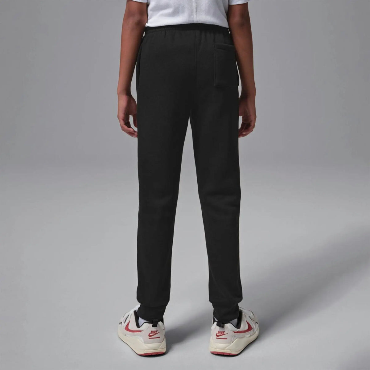 PANTALONI RAGAZZO JORDAN BROOKLYN FLEECE ESSENTIALS – NERO