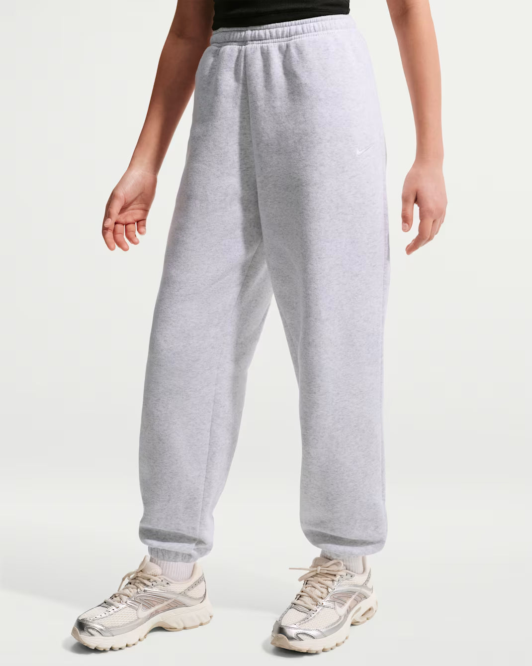 PANTALONI RAGAZZA NIKE STUDIO FLEECE AMPI – GRIGIO