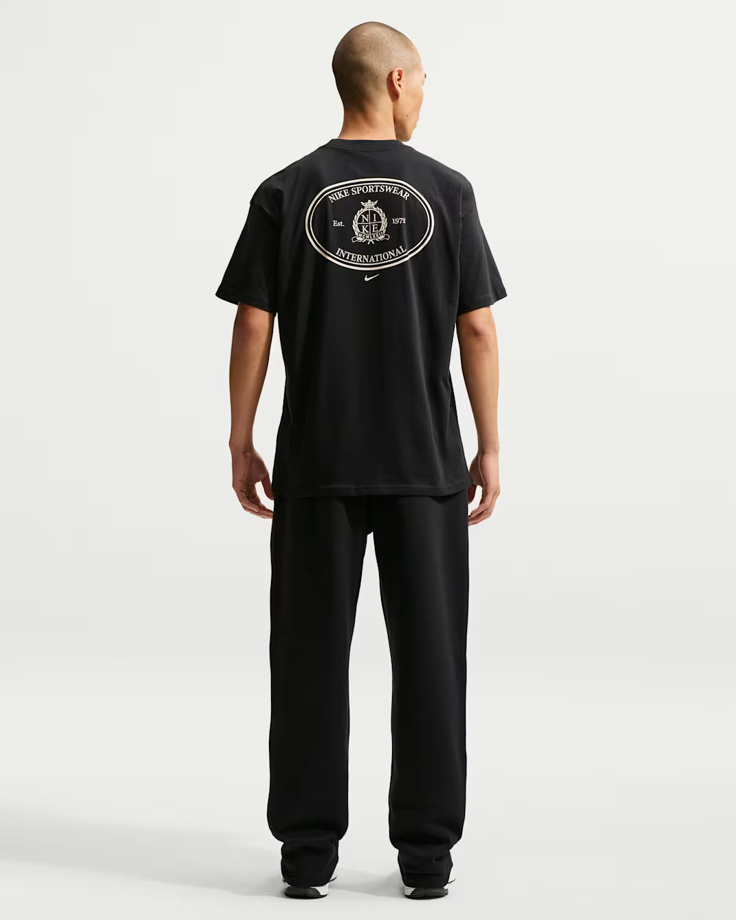 T-SHIRT UOMO NIKE SPORTSWEAR CLASSIC – NERO