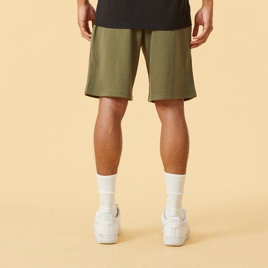 SHORT ESSENTIAL